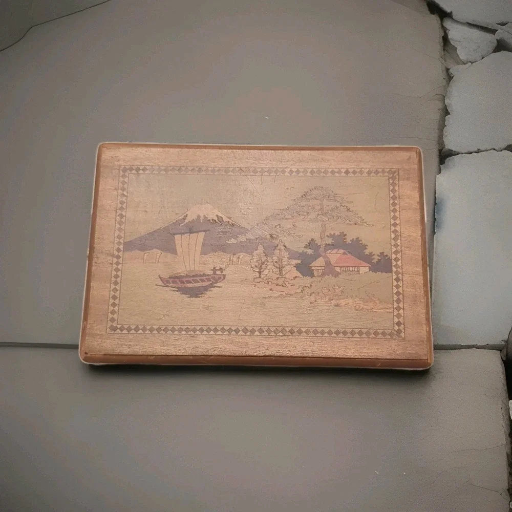 Vintage Japanese Bird Wooden Trick Box /‎ Puzzle Box (Himitsu-Bako)